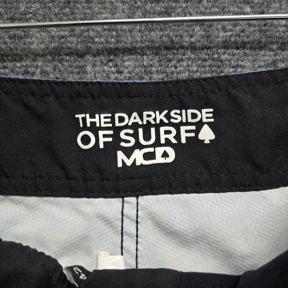 More Core Division MCD Board Shorts Mens 34 10